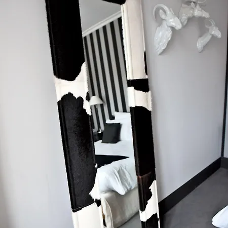 Particulier - La Chamoiserie Szálloda 3*