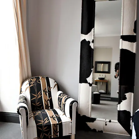 Particulier - La Chamoiserie Hotel Niort