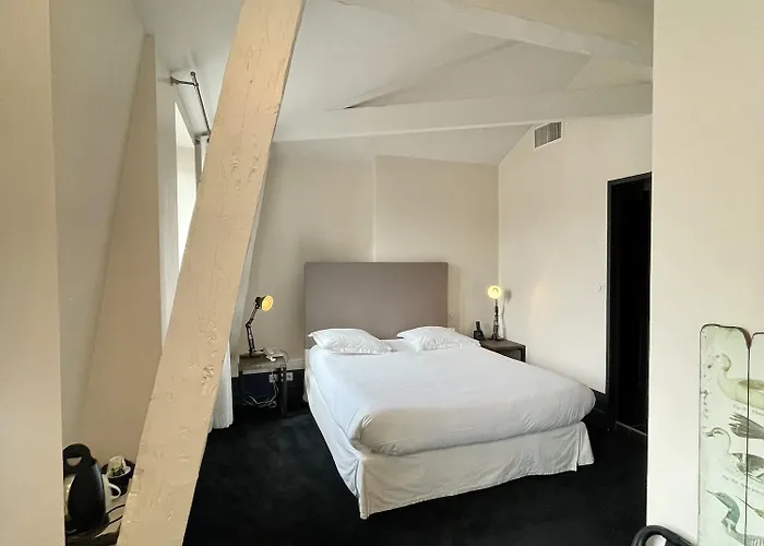 Particulier - La Chamoiserie 3* Niort