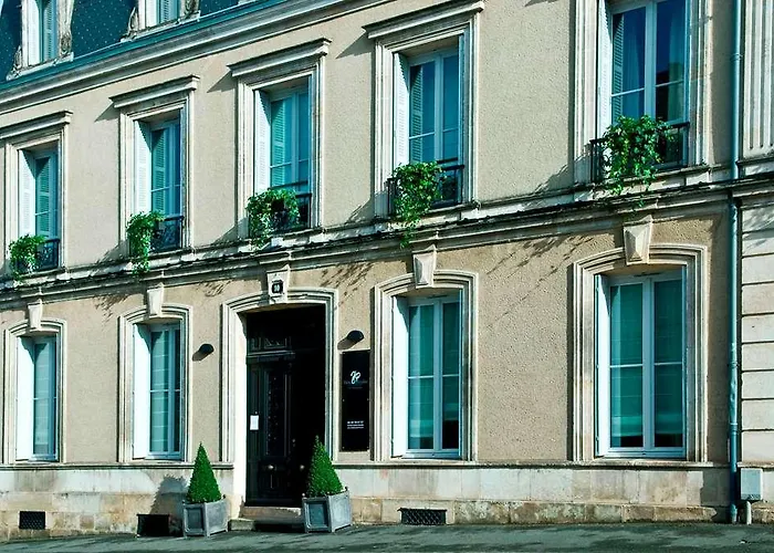 Particulier - La Chamoiserie 3* Niort